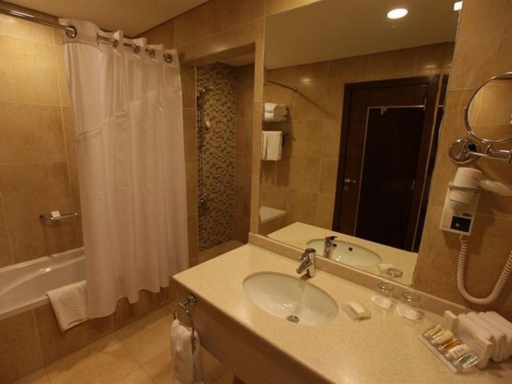 Hilton Garden Inn Riyadh Olaya Image 28